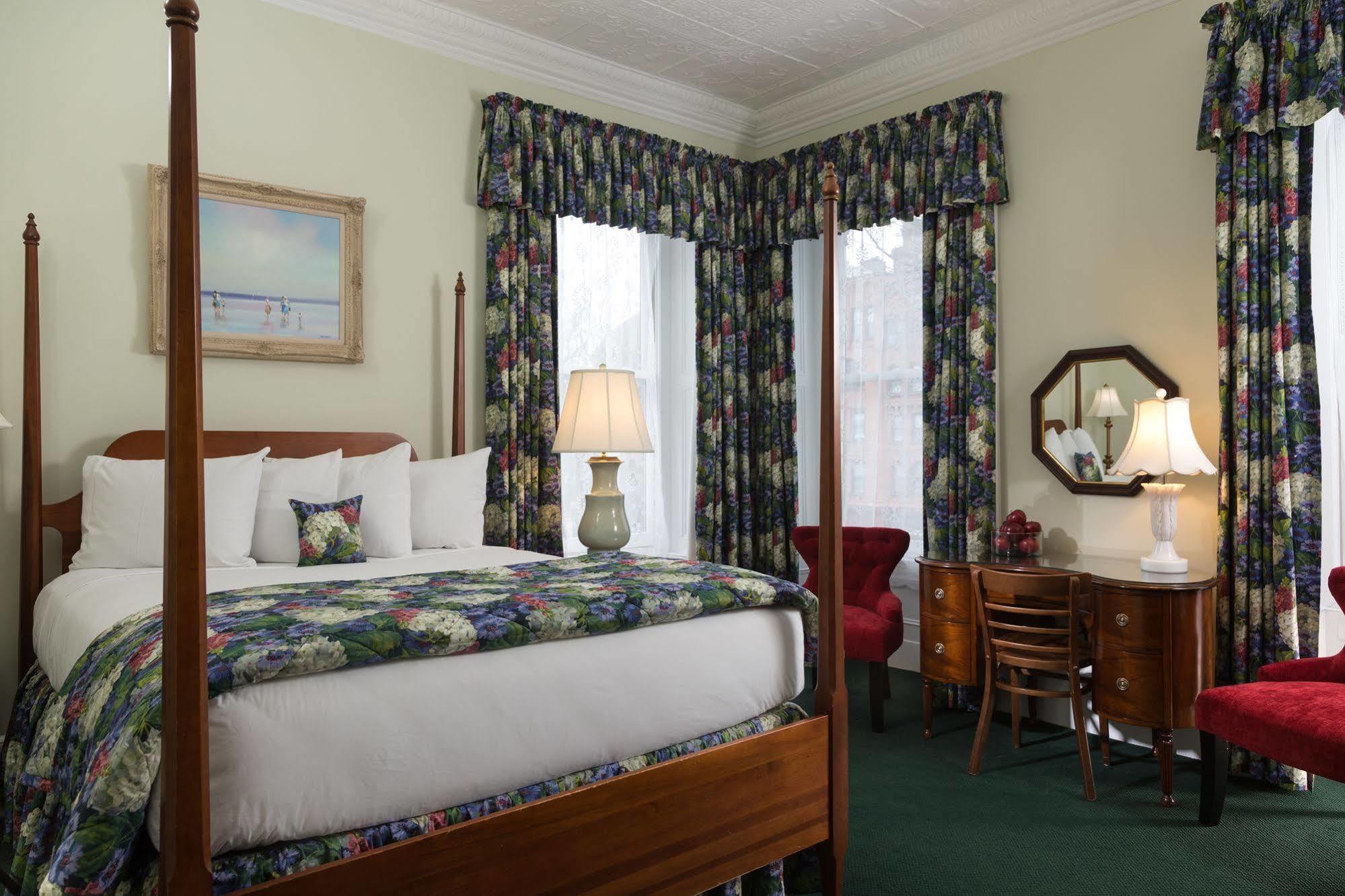 Saratoga Arms Hotel Saratoga Springs Eksteriør billede