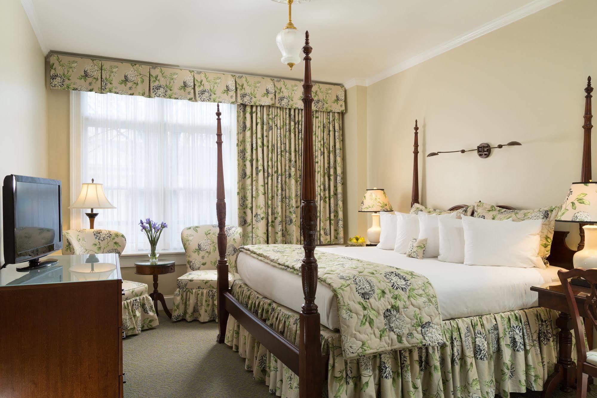 Saratoga Arms Hotel Saratoga Springs Eksteriør billede